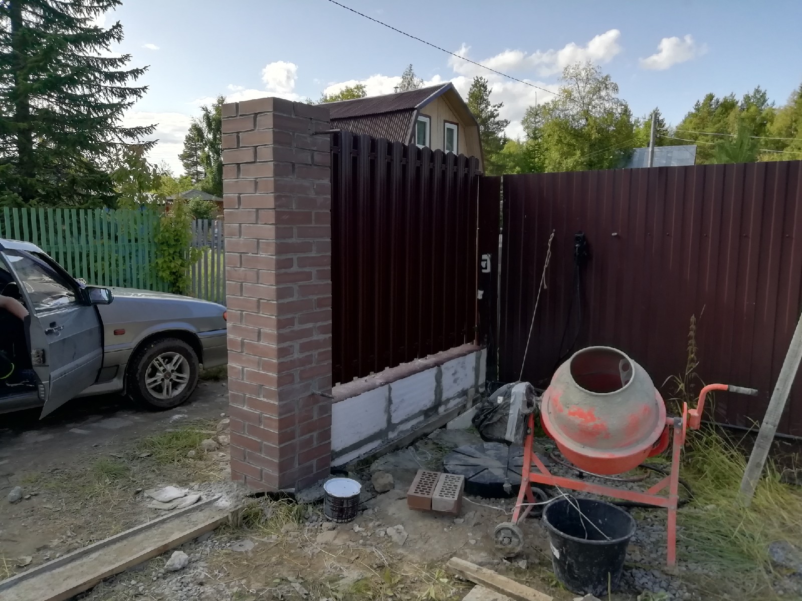 забор из металлического штакетника в Архангельске